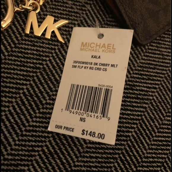 Michael Kors Wallet - Picture 2 of 5